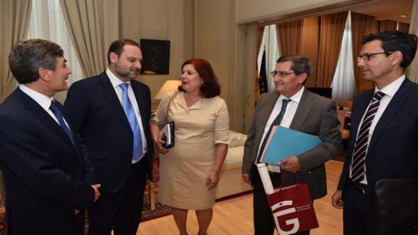 Reunión para la llegada del AVE Reunión para la llegada del AVE