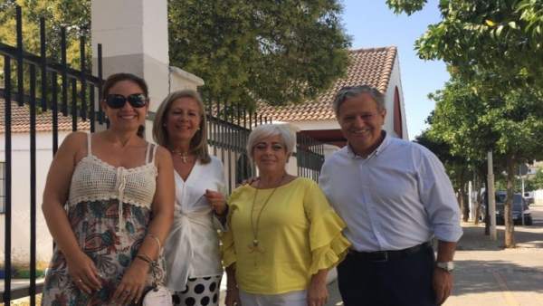 El PP lamenta la 'falta de mejoras' en el CEIP Azahara de Villarrubia El PP lamenta la 'falta de mejoras' en el CEIP Azahara de Villarrubia