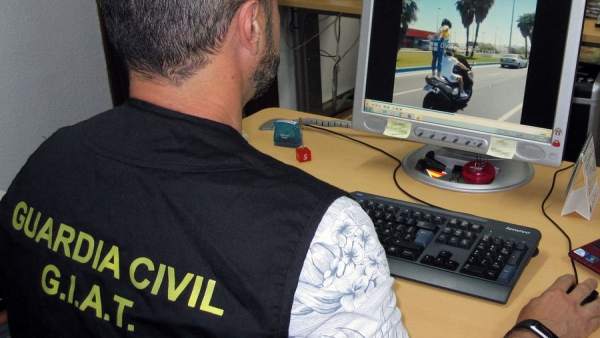 La Guardia Civil analiza imágenes de imprudencias La Guardia Civil analiza imágenes de imprudencias