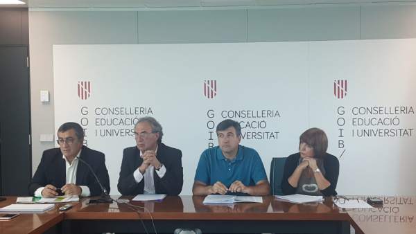 Antoni Morante, Martí March, Jaume Ribas y Rafaela Sánchez en rueda de prensa Antoni Morante, Martí March, Jaume Ribas y Rafaela Sánchez en rueda de prensa