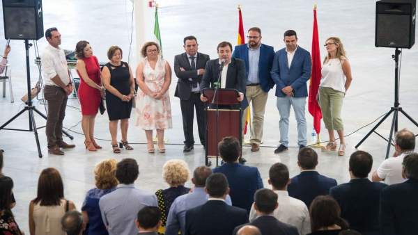Vara en la inauguración de la empresa este lunes Vara en la inauguración de la empresa este lunes