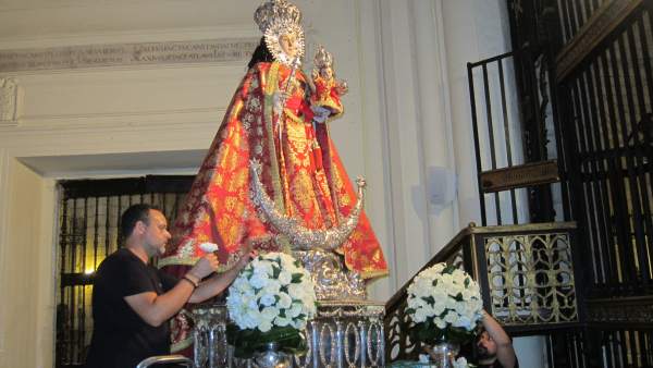 Imagen de la Virgen de la Fuensanta, patrona de Murcia Imagen de la Virgen de la Fuensanta, patrona de Murcia