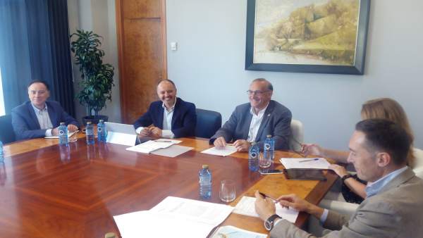 Reunión del rector de la UVigo y el delegado de Zona Franca Reunión del rector de la UVigo y el delegado de Zona Franca