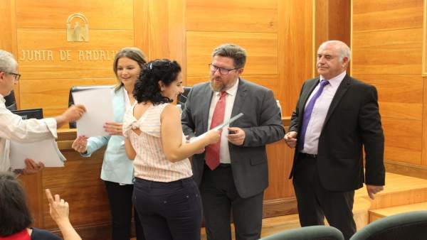 Entrega de ayudas a la modernización Entrega de ayudas a la modernización