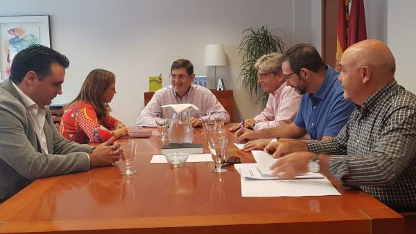 Villegas junto con Castejón Villegas junto con Castejón