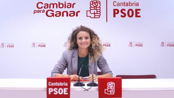 Ainoa Quiñones, secretaria de Economía y Comunicación del PSOE de Cantabria Ainoa Quiñones, secretaria de Economía y Comunicación del PSOE de Cantabria