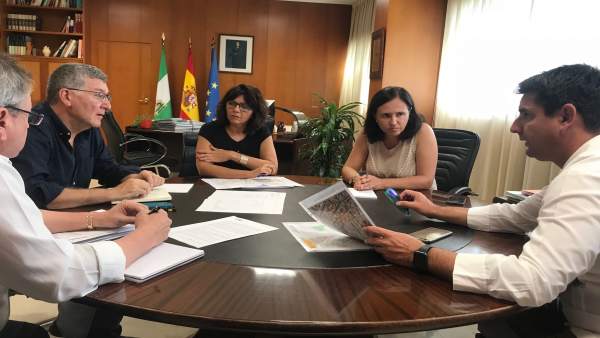 Reunión entre Urbanismo y la Junta Reunión entre Urbanismo y la Junta