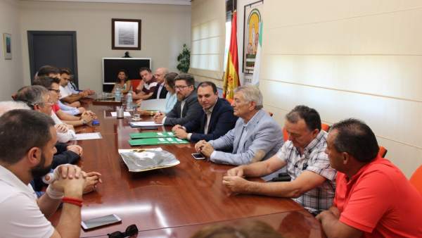 Sánchez Haro preside el acto de entrega de ayudas para modernizar regadíos Sánchez Haro preside el acto de entrega de ayudas para modernizar regadíos