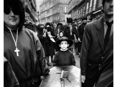 Formó parte del grupo AFAL, que renovaría la fotografía española a mediados del siglo XX