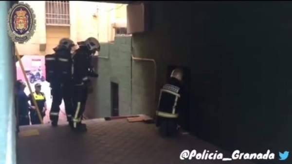 Bomberos en el edificio de Casería de Montijo Bomberos en el edificio de Casería de Montijo