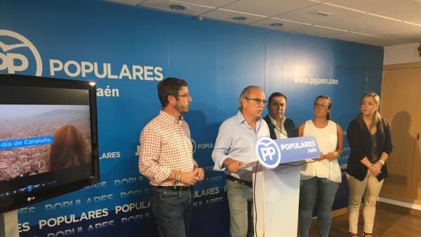 Comparecencia de Josep Tutusaus, junto a responsables del PP de Jaén. Comparecencia de Josep Tutusaus, junto a responsables del PP de Jaén.