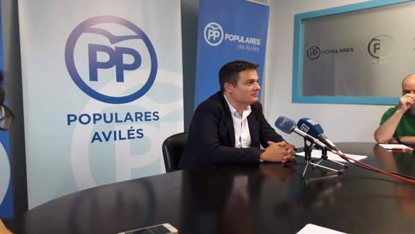 Pedro de Rueda, diputado del PP Pedro de Rueda, diputado del PP