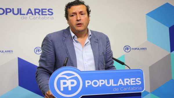 El portavoz del PP de Cantabria, Íñigo Fernández El portavoz del PP de Cantabria, Íñigo Fernández