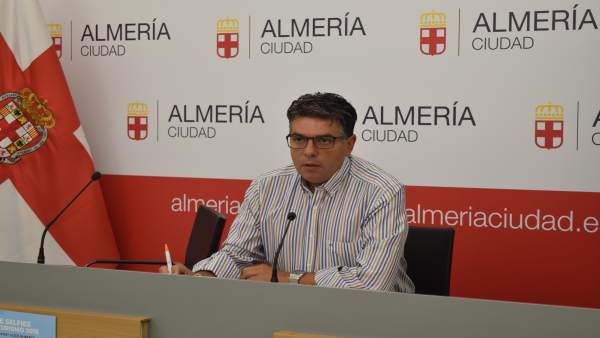 Miguel Cazorla, portavoz municipal de Cs, en rueda de prensa Miguel Cazorla, portavoz municipal de Cs, en rueda de prensa