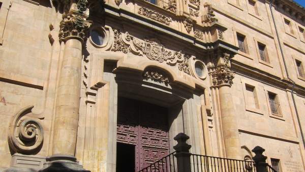 Fachada del edificio histórico de la UPSA. IMAGEN DE ARCHIVO Fachada del edificio histórico de la UPSA. IMAGEN DE ARCHIVO