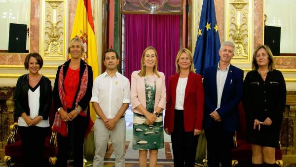 Núria Riera (PP), Enric Casanova (PSIB) y Nel Martí (MÉS per Menorca) Núria Riera (PP), Enric Casanova (PSIB) y Nel Martí (MÉS per Menorca)