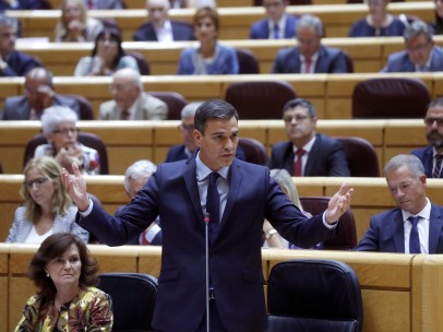 Pedro Sánchez en el pleno del Senado