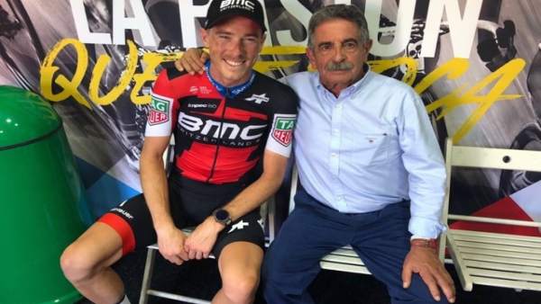 Revilla con Rohan Dennis, ganador de la contrarreloj Revilla con Rohan Dennis, ganador de la contrarreloj