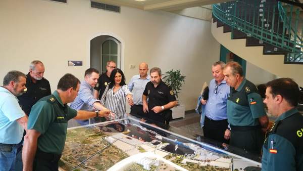 Visita de Manuel Contreras y López Calahorro al CATE de Motril Visita de Manuel Contreras y López Calahorro al CATE de Motril