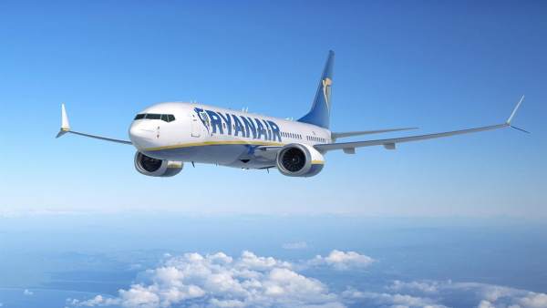 Avión de Ryanair Avión de Ryanair