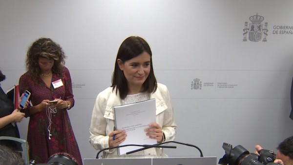 Carmen Montón enseña su TFM Carmen Montón enseña su TFM