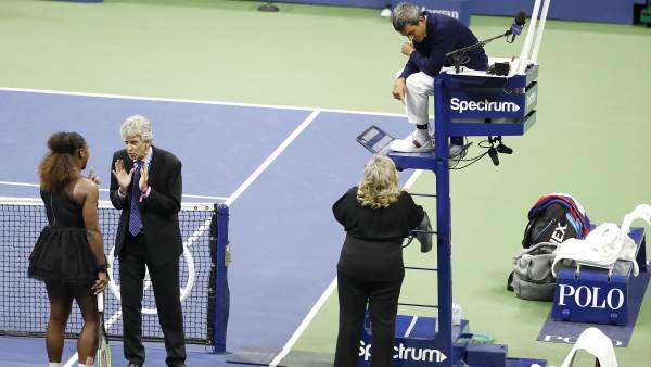 Momentos de la discusión de Serena Williams Momentos de la discusión de Serena Williams