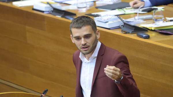 Compromís destaca el treball de Montón i la seua "dignitat" en dimitir i demana a Casado que seguisca el seu camí Compromís destaca el treball de Montón i la seua "dignitat" en dimitir i demana a Casado que seguisca el seu camí