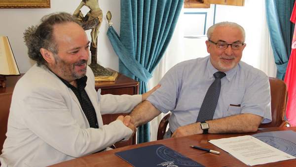 FIRMA CONVENIO UCAM Y MUHER FIRMA CONVENIO UCAM Y MUHER