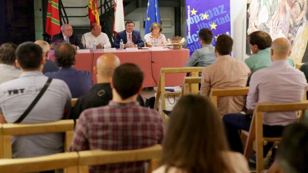 Sota y Mañanes inauguran las Jornadas sobre Patrimonio Europeo en Cantabria Sota y Mañanes inauguran las Jornadas sobre Patrimonio Europeo en Cantabria