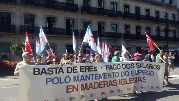 Personal de Maderas Iglesias se manifiesta en Vigo Personal de Maderas Iglesias se manifiesta en Vigo