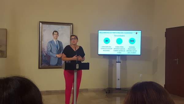 La consejera de Transparencia, Participación y Portavoz, Noelia Arroyo La consejera de Transparencia, Participación y Portavoz, Noelia Arroyo