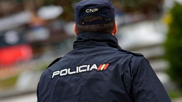 Agente de Policía, en una imagen de archivo Agente de Policía, en una imagen de archivo