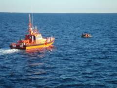 La marina de Marruecos dispara contra una patera tripulada por un español y deja cuatro heridos