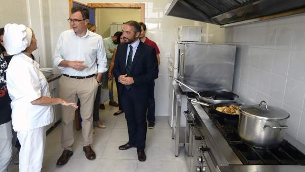 José Ballesta visita la Escuela Infantil de El Lugarico José Ballesta visita la Escuela Infantil de El Lugarico