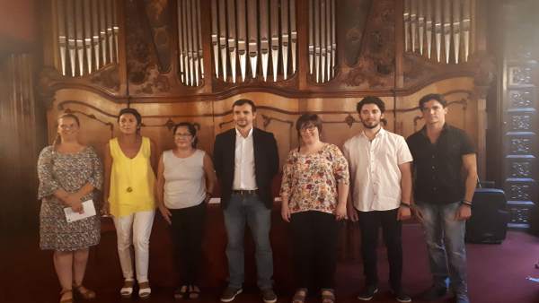 Presentación de la línea educativa del Casal Balaguer Presentación de la línea educativa del Casal Balaguer