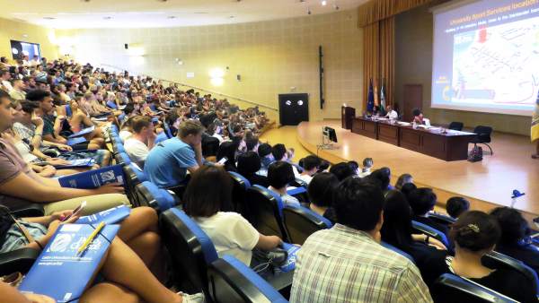 Estudiantes extranjeros en la UPO Estudiantes extranjeros en la UPO