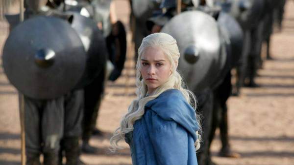 Daenerys Targaryen (Emilia Clarke) Daenerys Targaryen (Emilia Clarke)