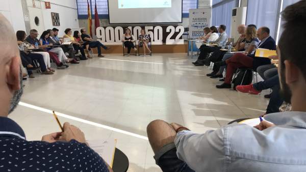 Martínez-Cachá preside el Pleno del Observatorio para la Convivencia Escolar Martínez-Cachá preside el Pleno del Observatorio para la Convivencia Escolar