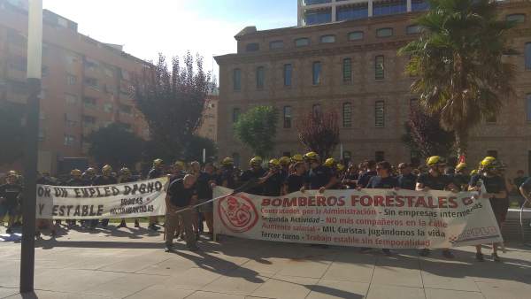 Oltra davant la vaga de bombers forestals: "La nostra part està feta" Oltra davant la vaga de bombers forestals: "La nostra part està feta"