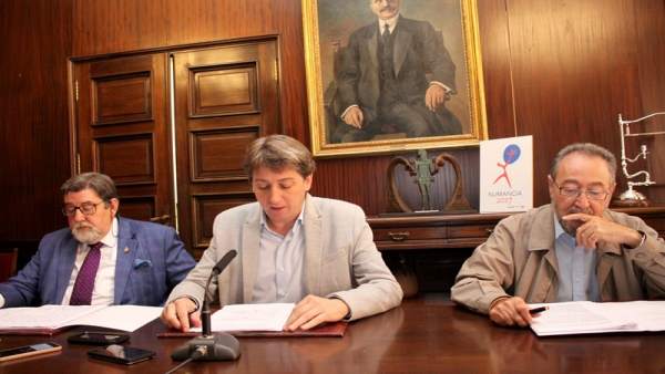 Martín de Marco, Carlos Martínez y Carlos de la Casa, de izda a dcha. Martín de Marco, Carlos Martínez y Carlos de la Casa, de izda a dcha.