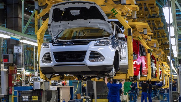 El Consell concedeix 4 milions a Ford per a vehicles elèctrics i el Kuga El Consell concedeix 4 milions a Ford per a vehicles elèctrics i el Kuga
