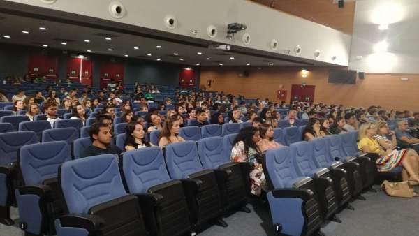 Asistentes a una de las charlas para estudiantes de movilidad internacional. Asistentes a una de las charlas para estudiantes de movilidad internacional.