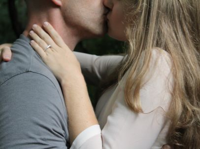 Beso de so adolescentes