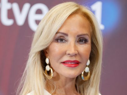 Carmen Lomana