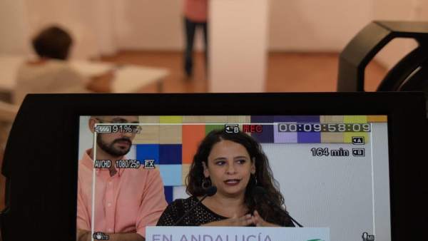 Zoe Arcanio, de Podemos Andalucía, en rueda de prensa Zoe Arcanio, de Podemos Andalucía, en rueda de prensa