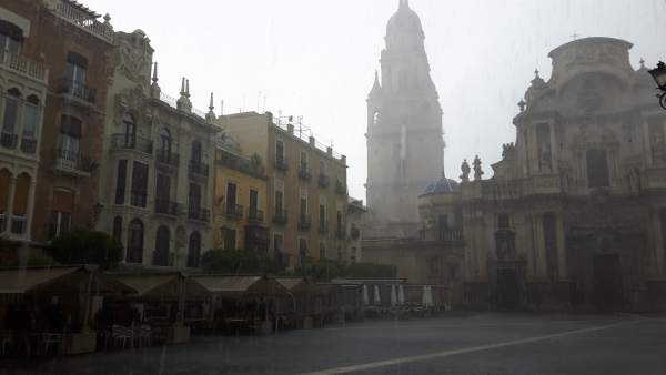 Imagen de la tormenta en la ciudad de Murcia Imagen de la tormenta en la ciudad de Murcia