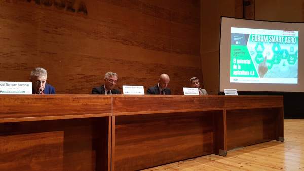 El consejero Olona clausura el I Forum Smart Agro El consejero Olona clausura el I Forum Smart Agro