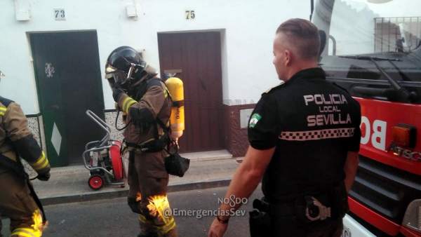 Incendio originado en la cocina de una vivienda en Bellavista Incendio originado en la cocina de una vivienda en Bellavista