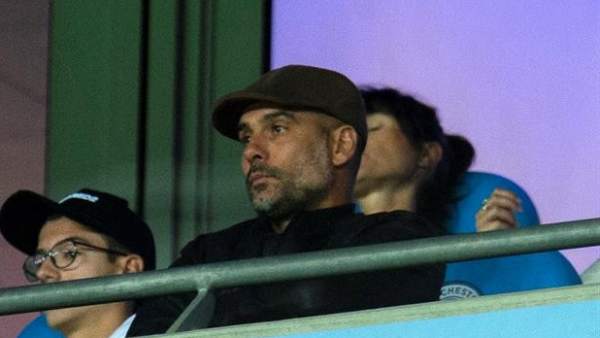 Guardiola, en el palco del Etihad Stadium. Guardiola, en el palco del Etihad Stadium.