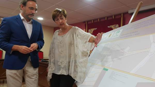 López y Carmona hablan sobre el proyecto de mejora de la A-3132 López y Carmona hablan sobre el proyecto de mejora de la A-3132